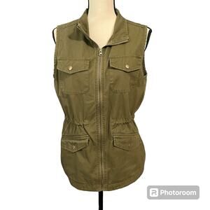 Magellan Outdoors Olive Green Utility Vest